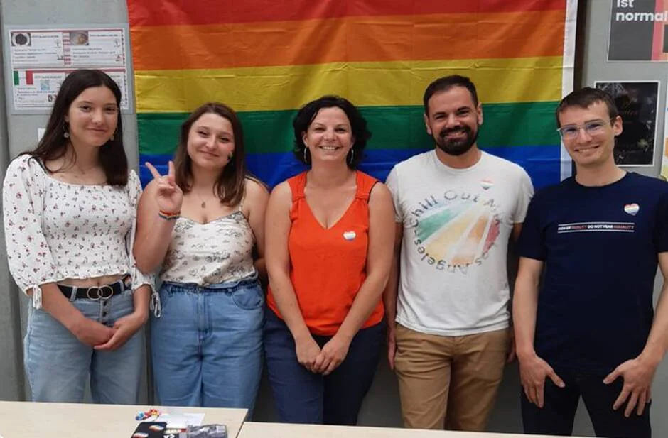 Ouest France : Mobilisation pour les jeunes LGBT + au lycée